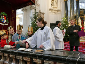 Diözesale Aussendung der Sternsinger im Hohen Dom zu Fulda (Foto:Karl-Franz Thiede)